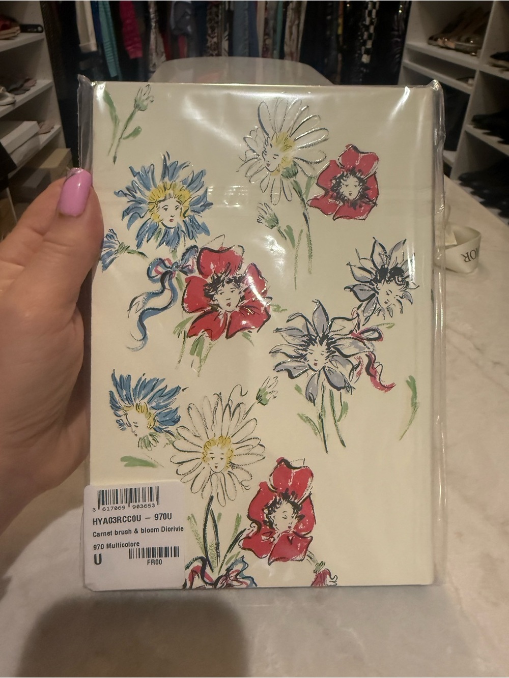 Dior limited edition Notebook
Ecru Cover Multicolor Brush & Bloom Motif New - Picture 6 of 6